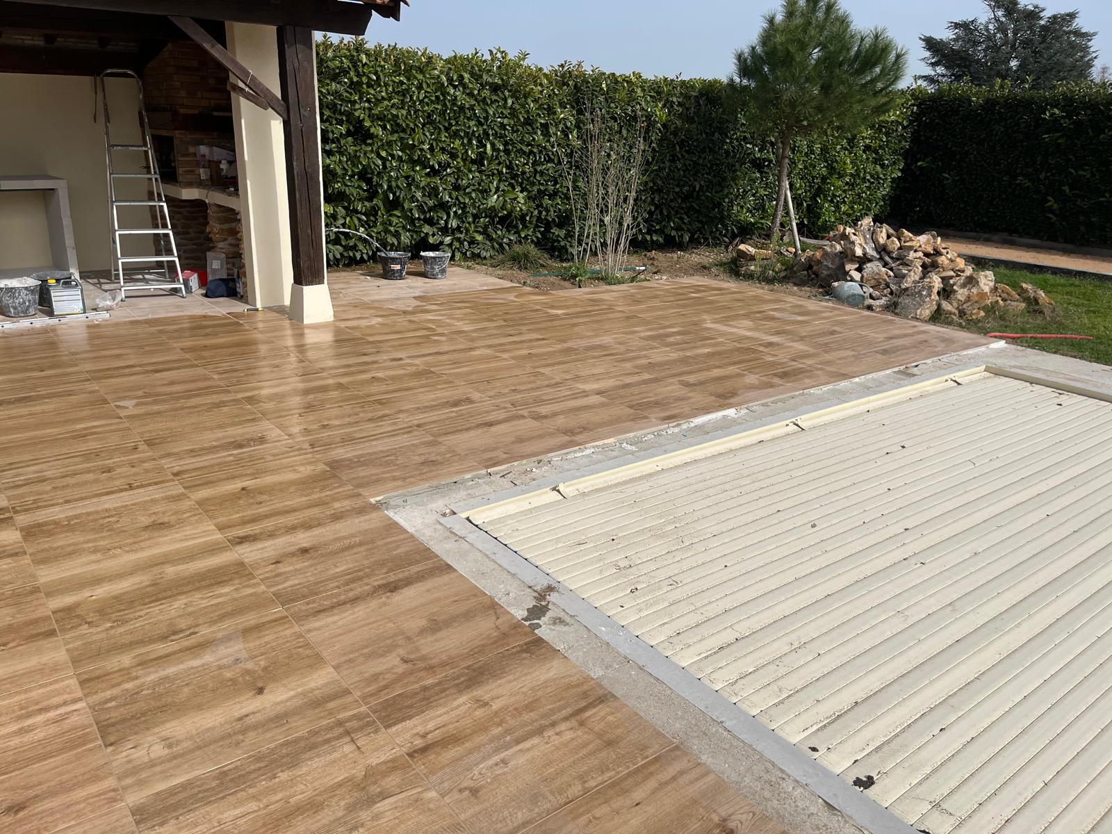 Pose de carrelage extérieur sol Sud Ouest, carreleur Sud Ouest, DT Carrelage