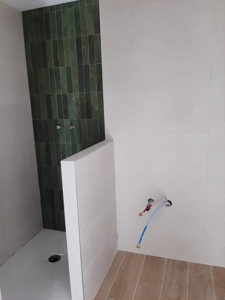 Pose de carrelage Mural 4
